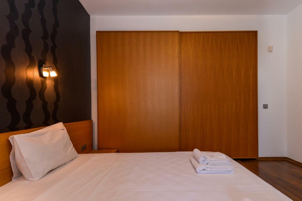 Super Premium Two Bedroom Suite On Vitosha Boulevard Sofya Dış mekan fotoğraf